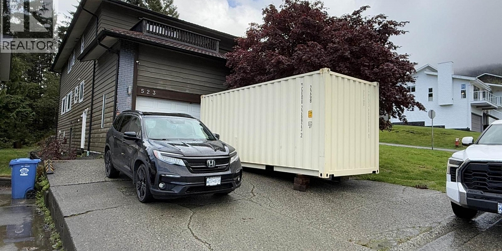 523 PILLSBURY AVENUE Prince Rupert Photo 2 523 PILLSBURY AVENUE Prince Rupert Photo 2